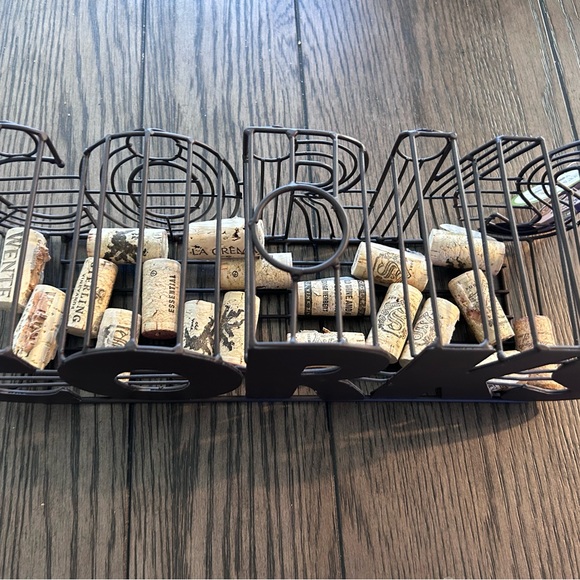 Metal Corks Cage - Picture 4 of 5